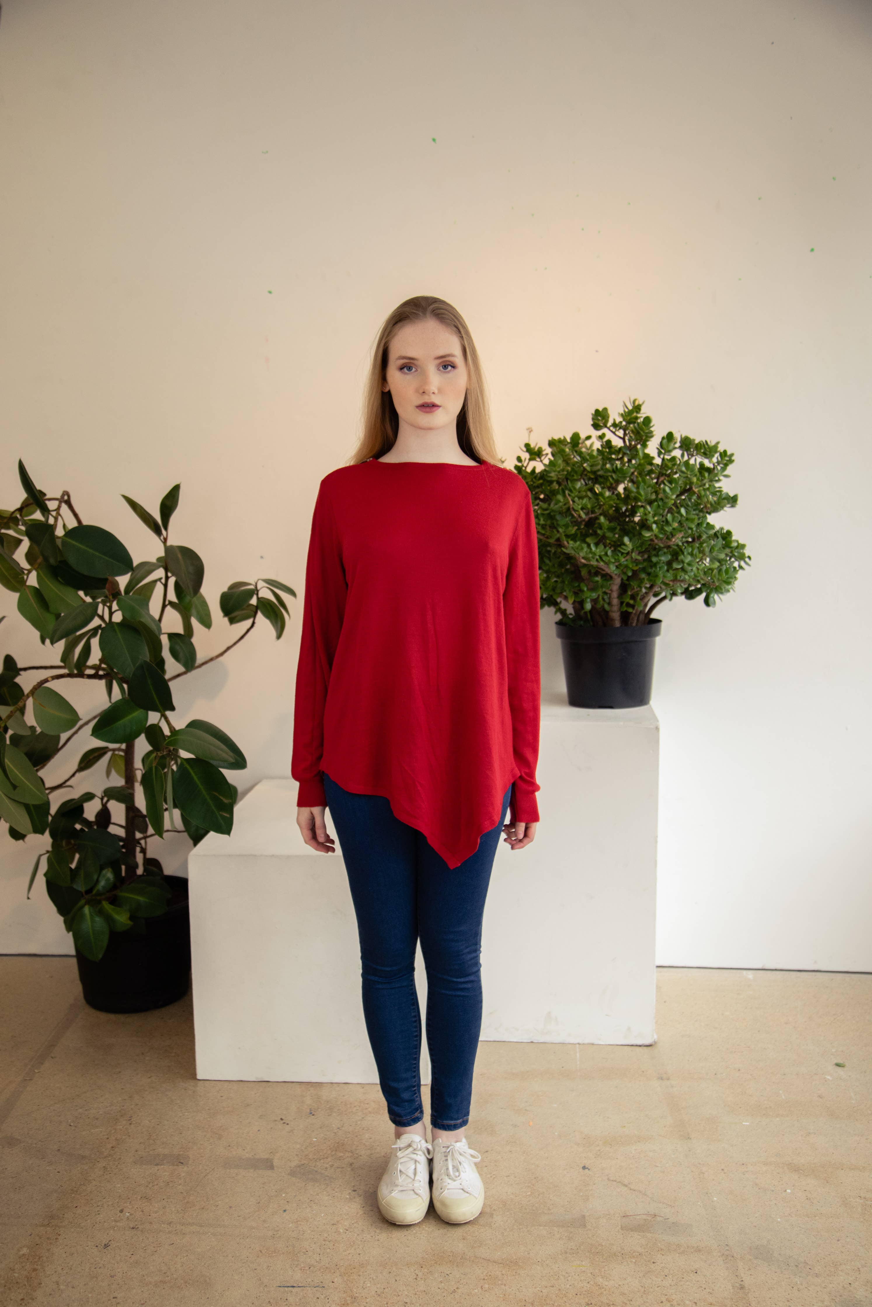 Madia & Matilda – Engroshandel Bluse - Dame – Detaljeret Skulder Langærmet Bluse, Rød