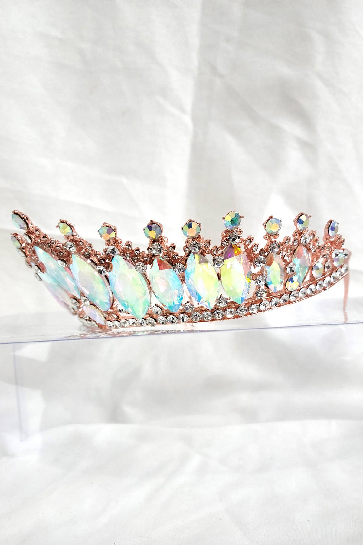 Chicas - Wholesale Tiara - Women's - One Size Fits All Metal Tiara With Jewels HT912-21