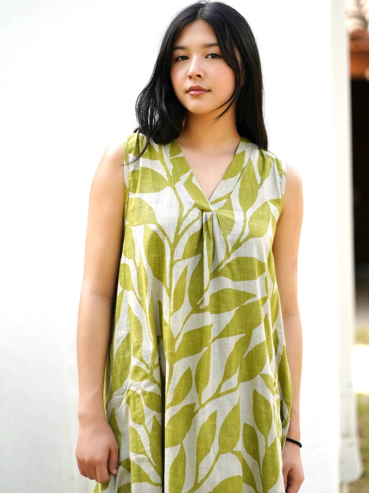 Ingrid Cotton Dress Green White for wholesale on Faire4