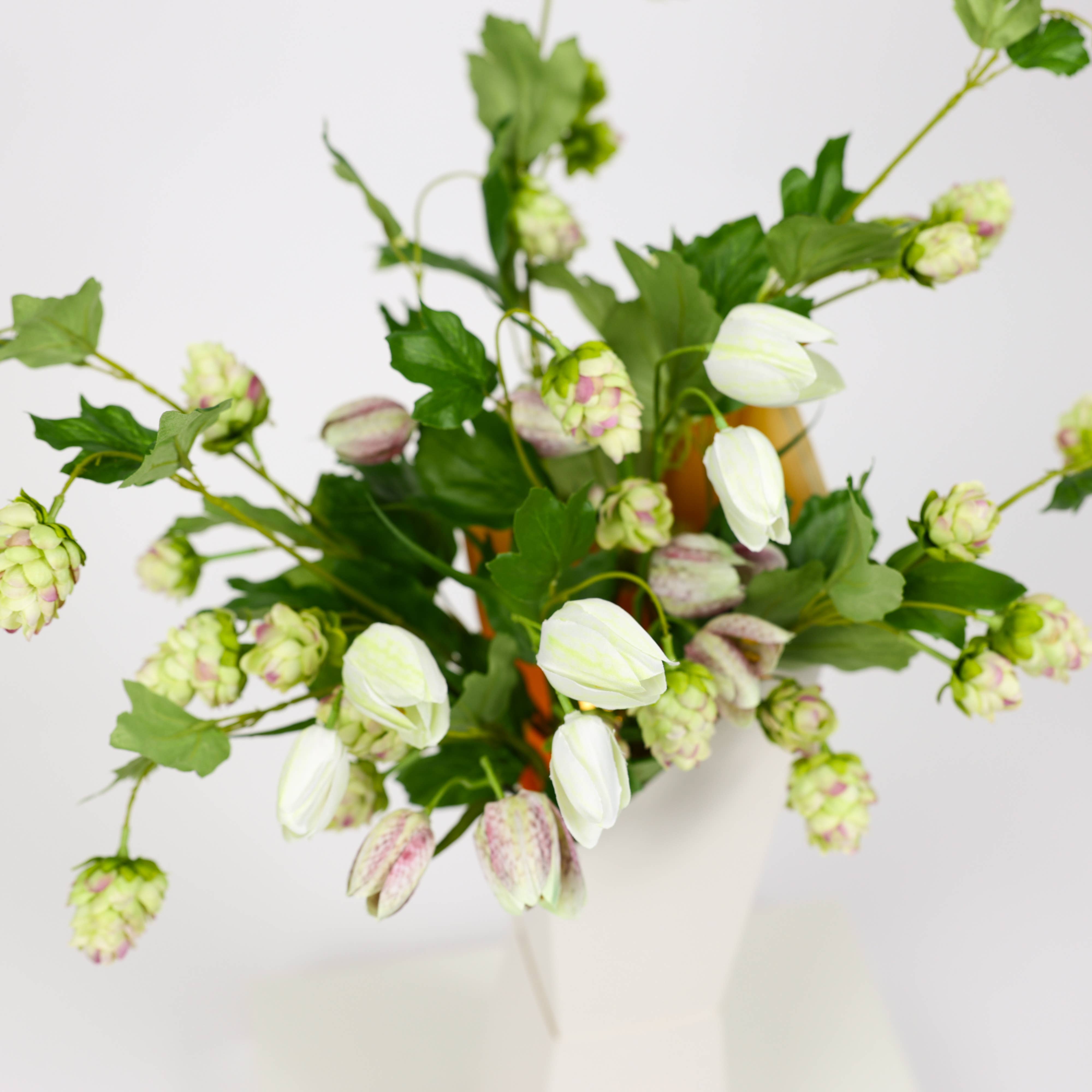 Nodito - Wholesale Artificial Flowers - Pinkish Green - Fritillaria Pink & Hop1