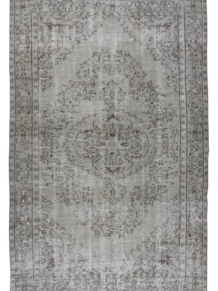 6x9 Ft grå håndlavet tyrkisk tæppe til moderne interiør for engroshandel hos Rug Specialist LLC.