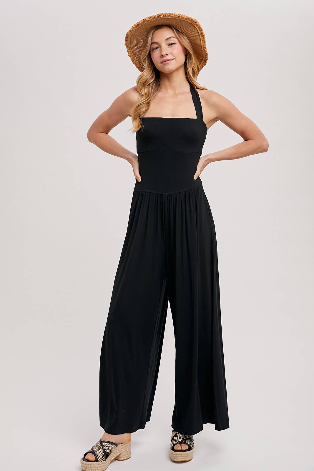 Bluivy – wholesale Jumpsuit – Women's – HALTER TIE-BACK CLOSURE SQUARE NECK WIDE LEG JUMPSUIT2