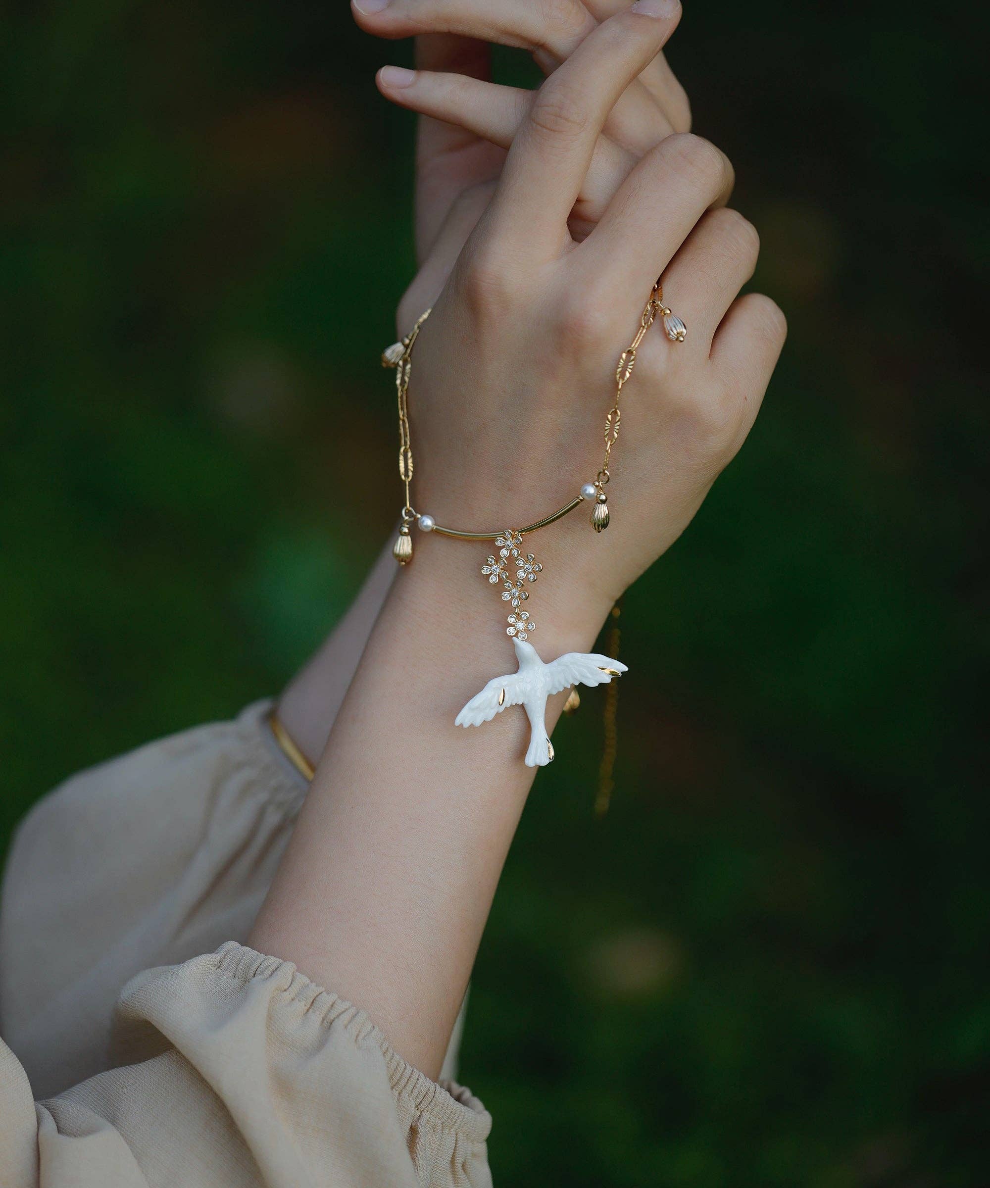 Vermilion Collection - Wholesale Pendant/Charm Necklace - YIHE Ceramic Necklace "Flight of Grace"2