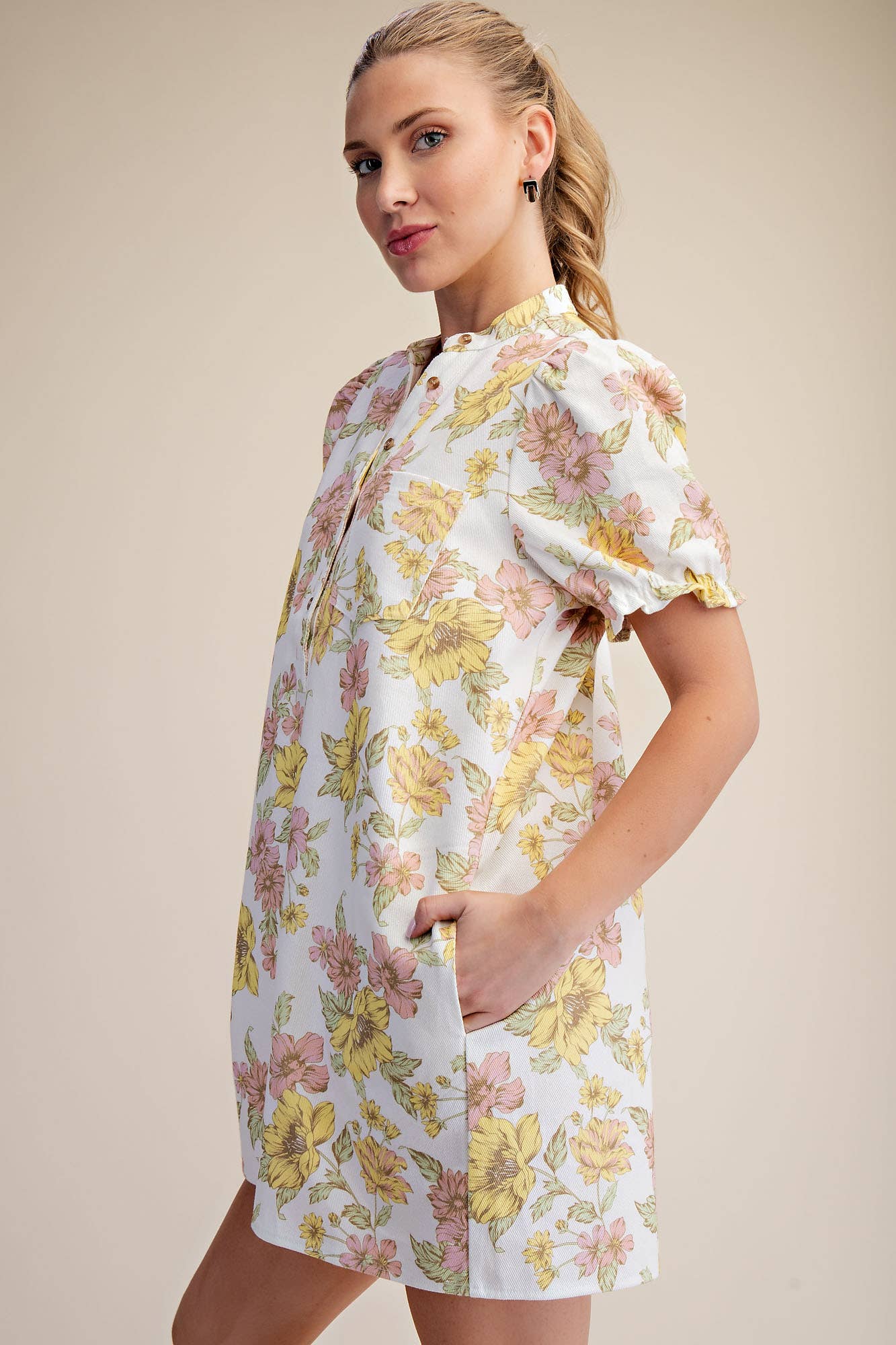 Glam - Wholesale Dress - Women's - Puff-Sleeve Floral Mini Dress2