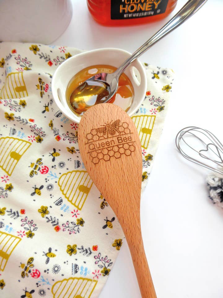 Engraved wooden spoons for wholesale by AFewSpareMoments