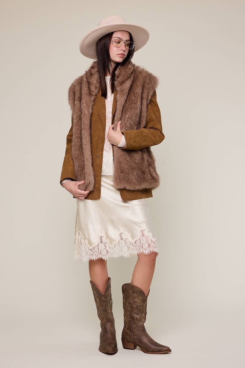 Sky to Moon - Wholesale Outerwear Vest - Women's - BROWN SOLID COLOR SLEEVELESS CASUAL FAUX FUR VEST5