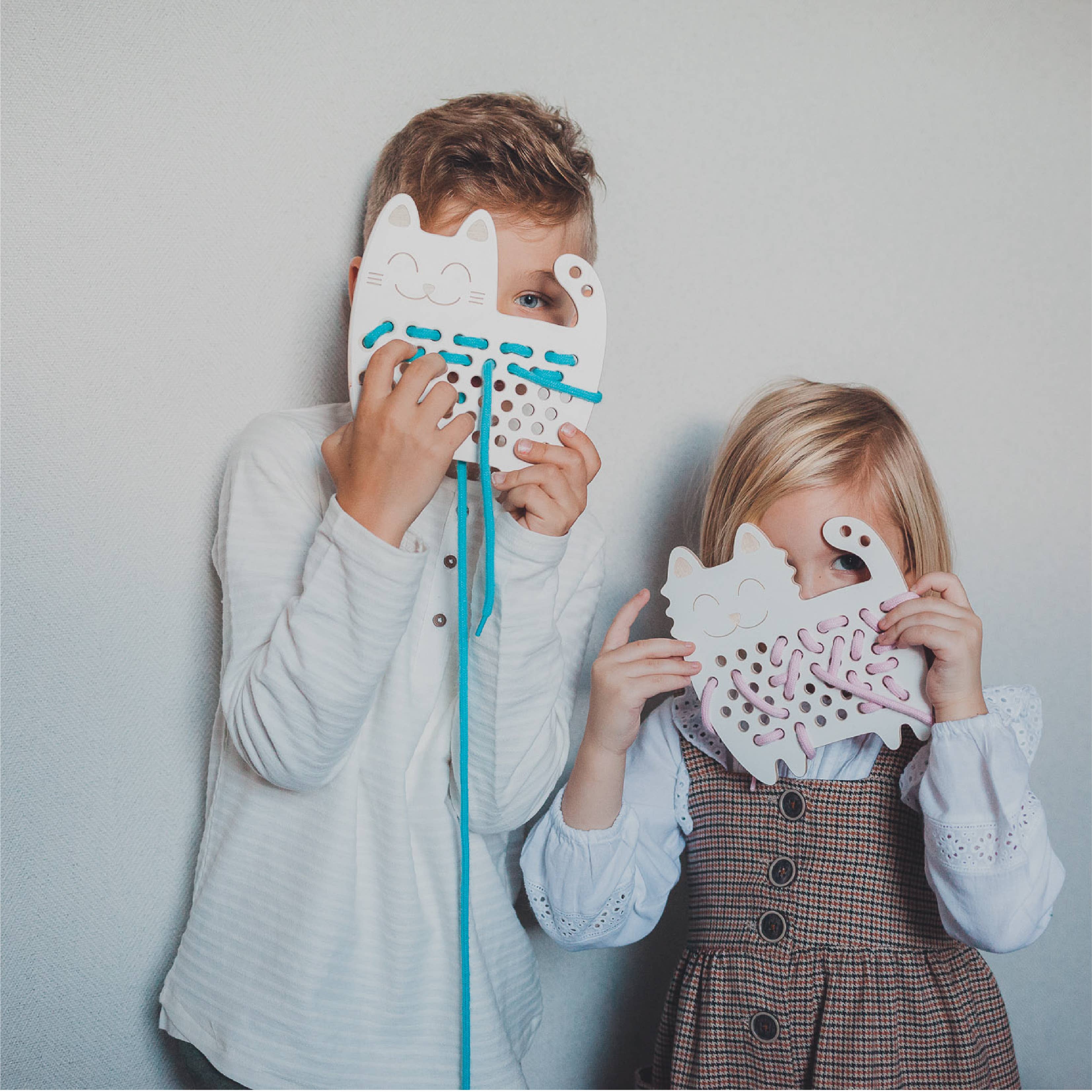 milin - Wholesale Houten speelgoed - Kinderen - Sophia de kat houten veterkoordspel, Montessori10