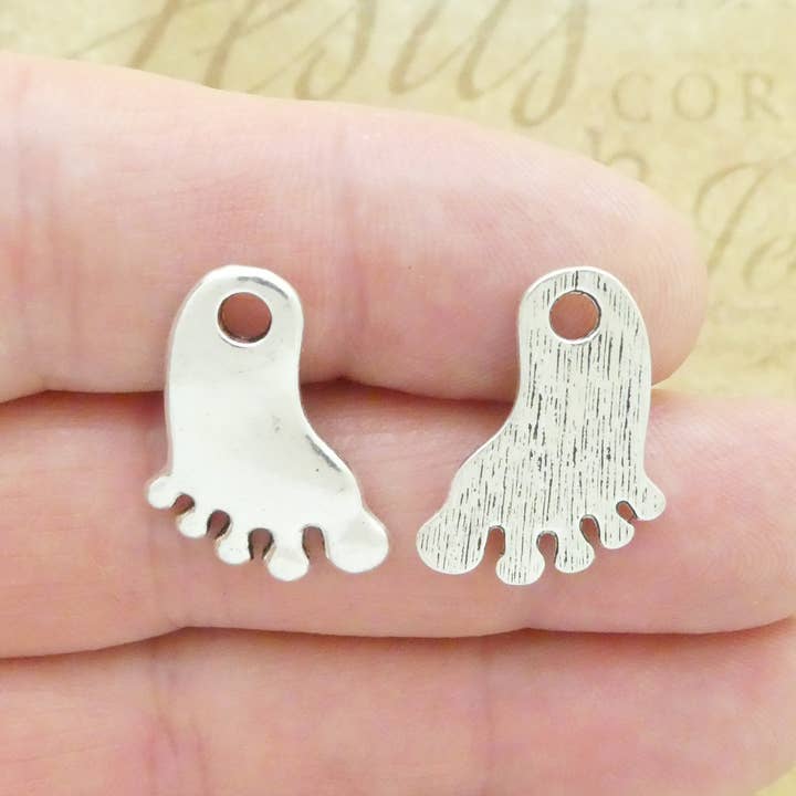 Treasure Island Jewelry - Wholesale Individual Charm/Pendant - 6 Baby Footprints Charm Silver by TIJC SP1981