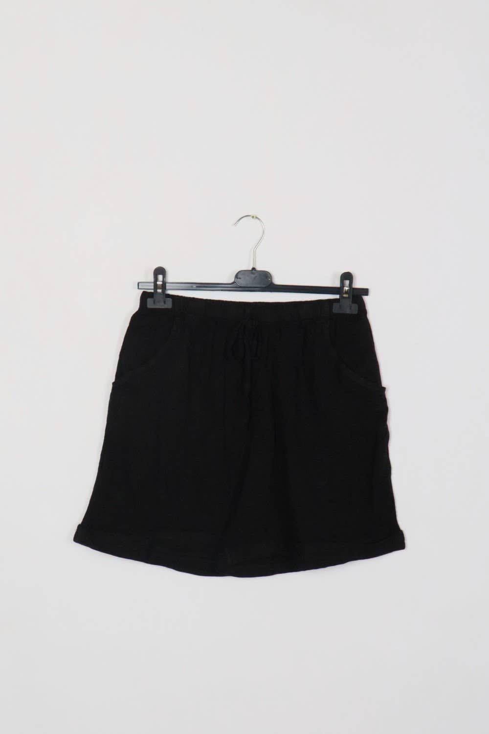 LÉA & LUC - Wholesale Shorts - Women's - 100% linen shorts REF. 345911