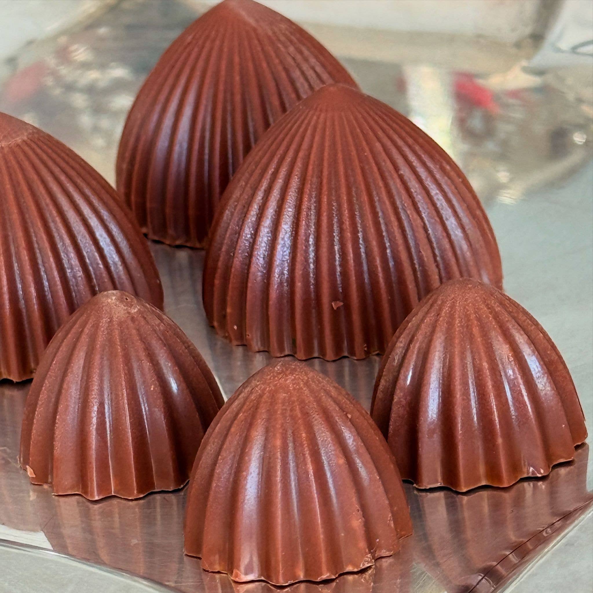 FD Love Chocolate – wholesale Chocolate – HAND-MADE DUBAI BITES1