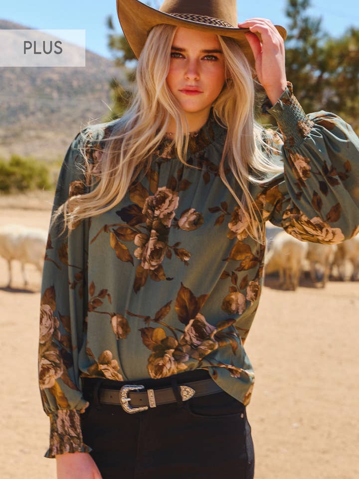 Blusa Plus con stampa floreale per la vendita all'ingrosso da parte di Oddi