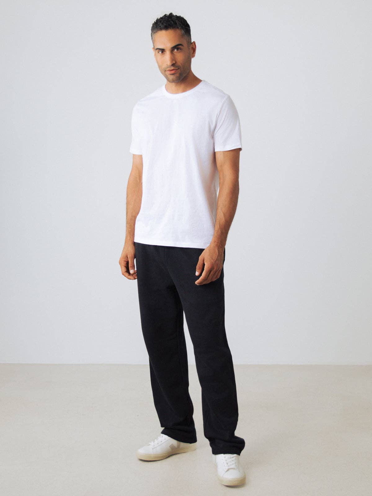 Honest Basics - Wholesale T-Shirt - Men's - T-shirt Men2