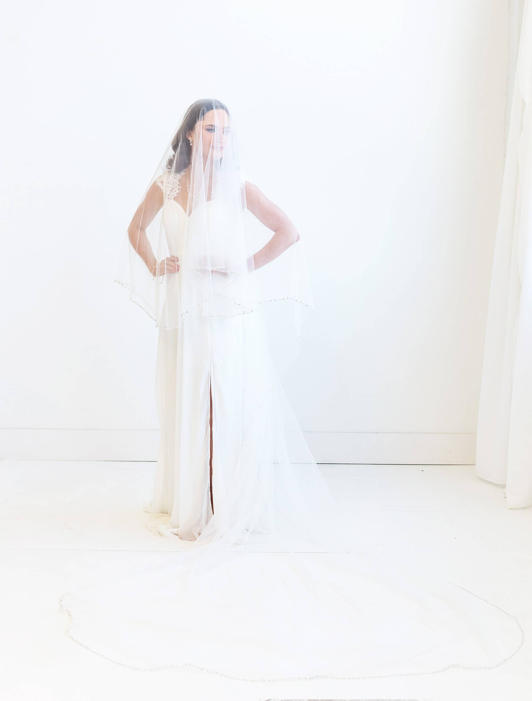 allureweddingjewelry - Wholesale Sluier - Dames - Kristallen Rand Bruidsluier7