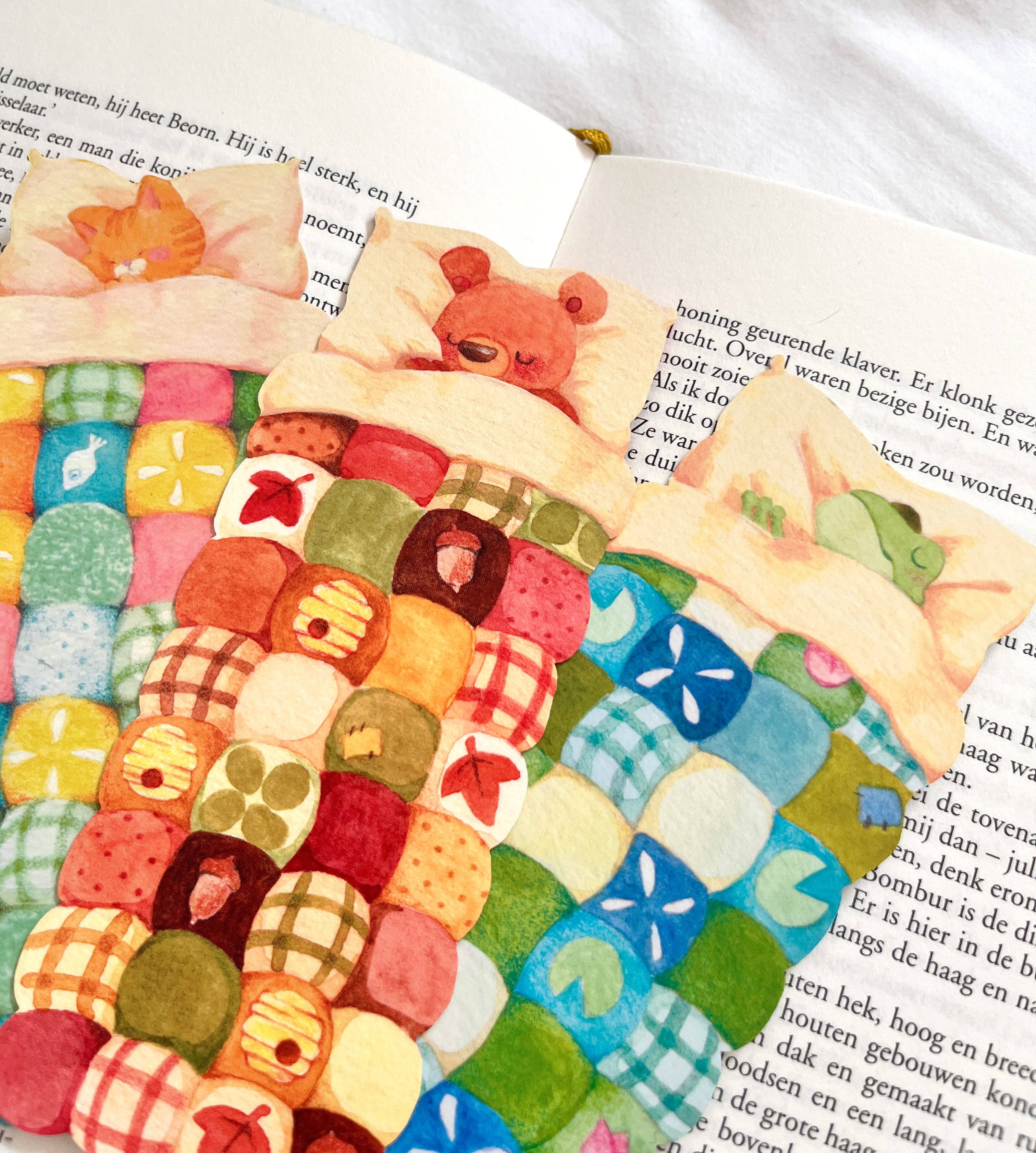 Aiko Graven - Wholesale Bookmark - Sleepy cat | Die cut Bookmark2