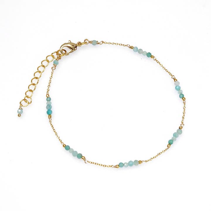 LFB03 : Handgjort ädelstensarmband med 18K guldplätering för wholesale av Annabella Moore