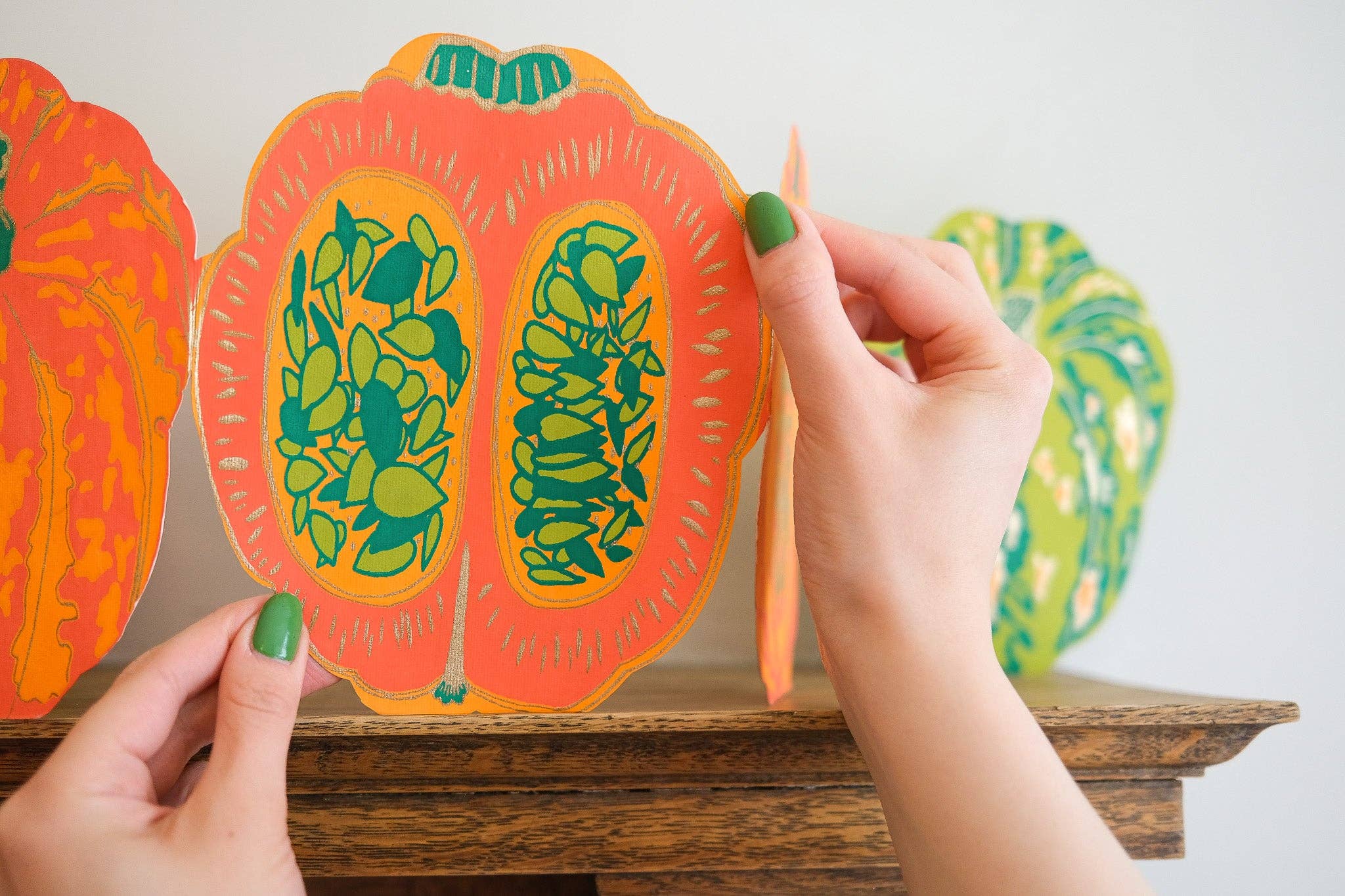 East End Press - Wholesale Slingers - Pompoenen Concertina Garland5