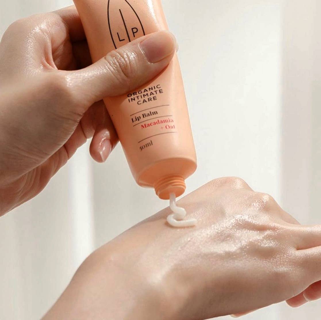 Lip Intimate Care - Wholesale Lip Balm - Lip Balm Macadamia+ Oat | 50 ml2