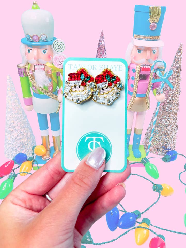 Clous de père Noël pour la vente par Taylor Shaye Designs