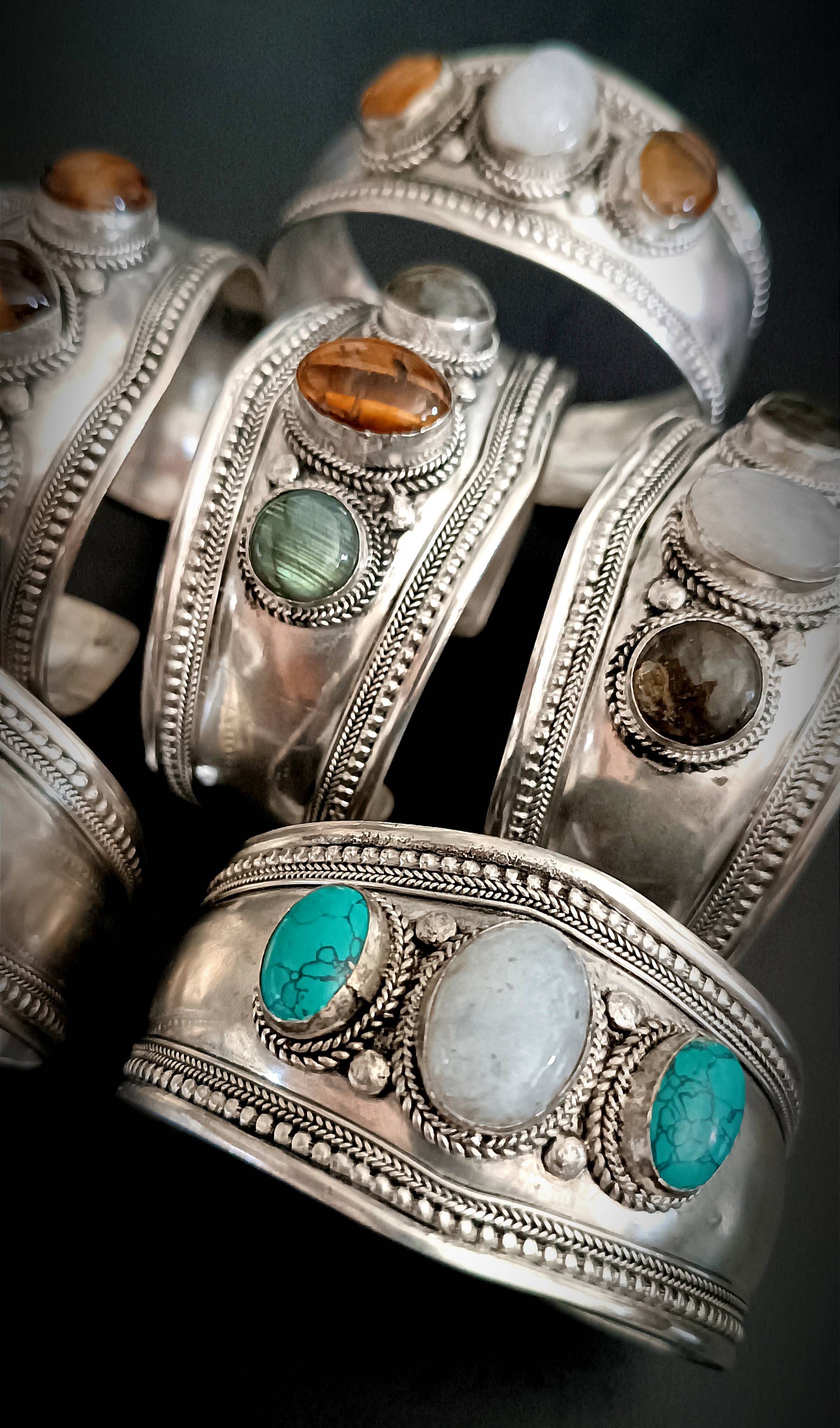 Unique Brand – wholesale Manschettarmband – Tibetansk Kalai Armband5