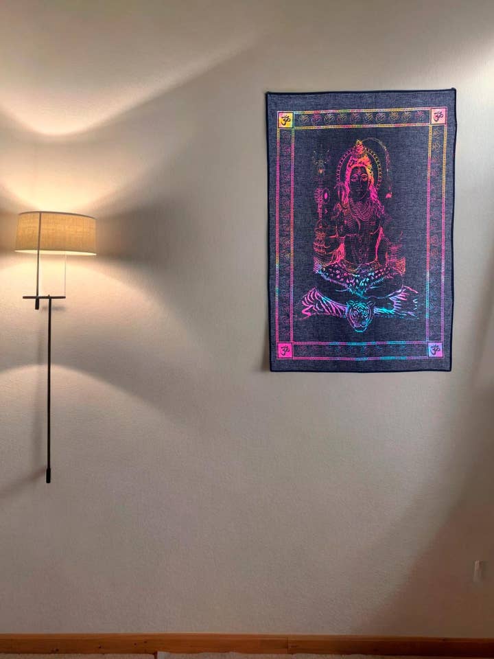 Shiva-tapet i 100% bomuld - Autentisk indisk håndværk for engroshandel hos Kimago's Home