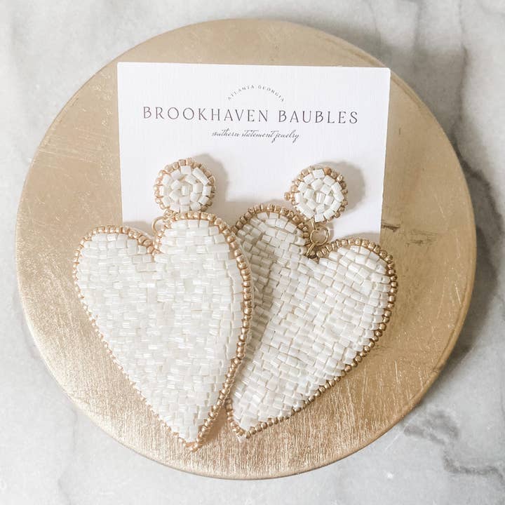 Brookhaven Baubles - Vendita all'ingrosso Orecchini pendenti - Orecchini a cuore con perline bianche perle con accenti dorati3