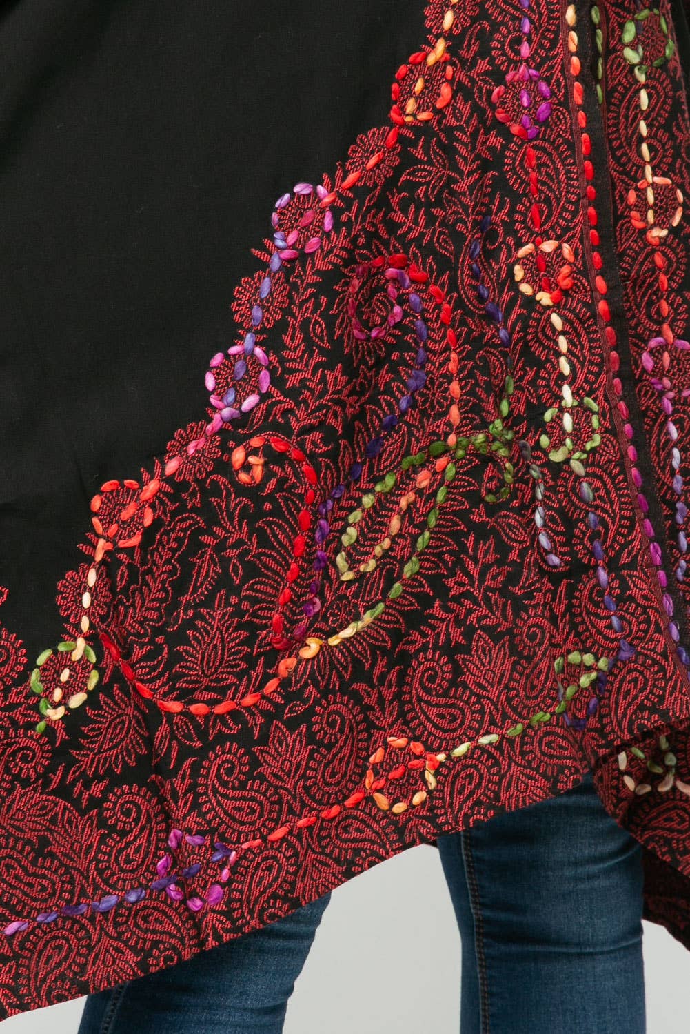 Raj Trading & Imports (USA) Inc. - Wholesale Kimono - Women's - Tatiana Black Red Thick Stitch Kimono Short Sleeve2