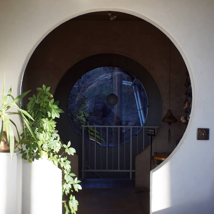 Hamaila - Wholesale Dangle Earrings - Keyhole Hoops1