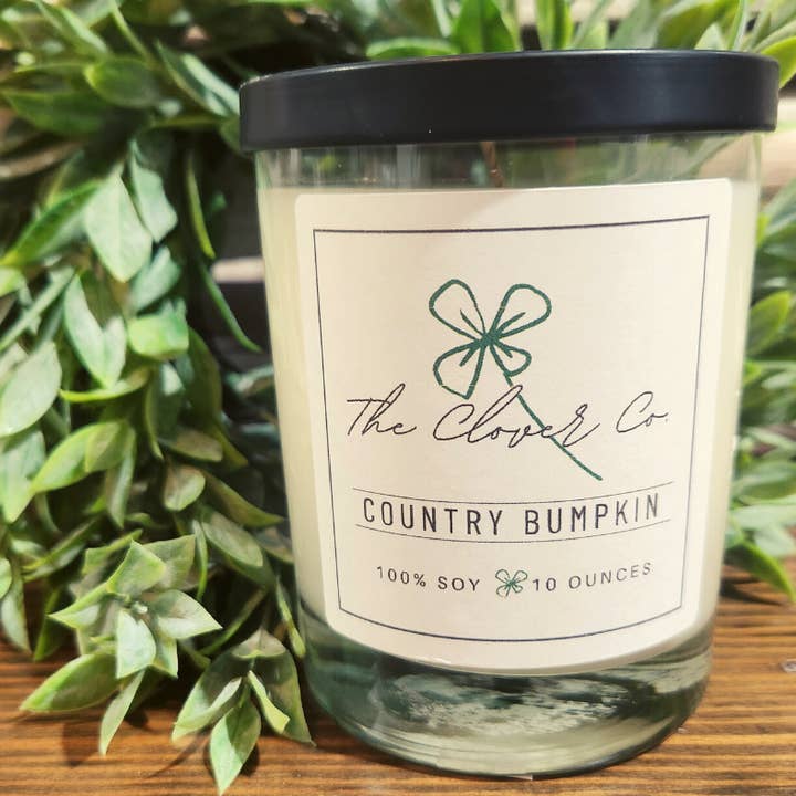 Bougie de soja Country Bumpkin pour la vente par The Clover Co.