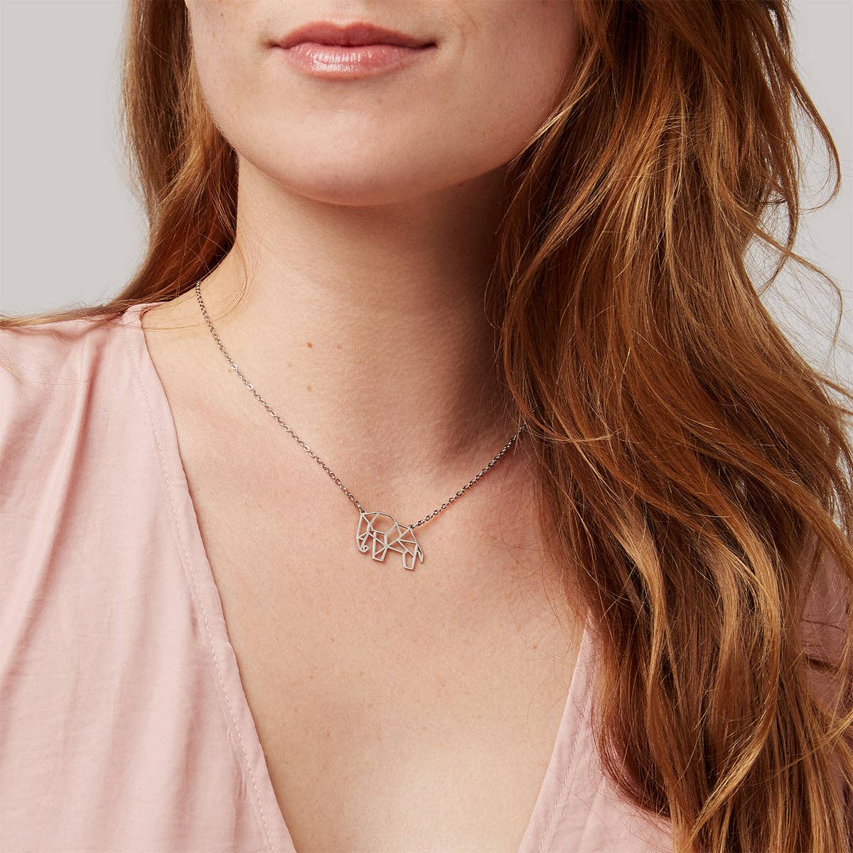 Annie Oak – wholesale Pendant/charm necklace – Elephant Geometric Necklace Silver4