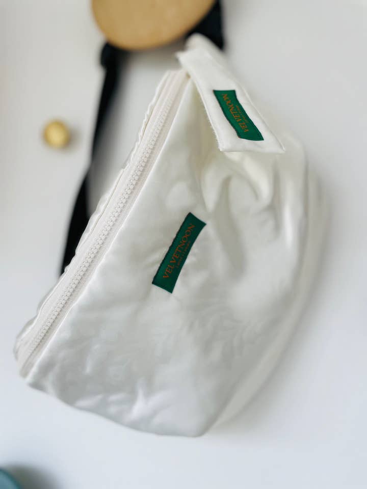 Bumbag Brudklänning för wholesale av Velvetnoon