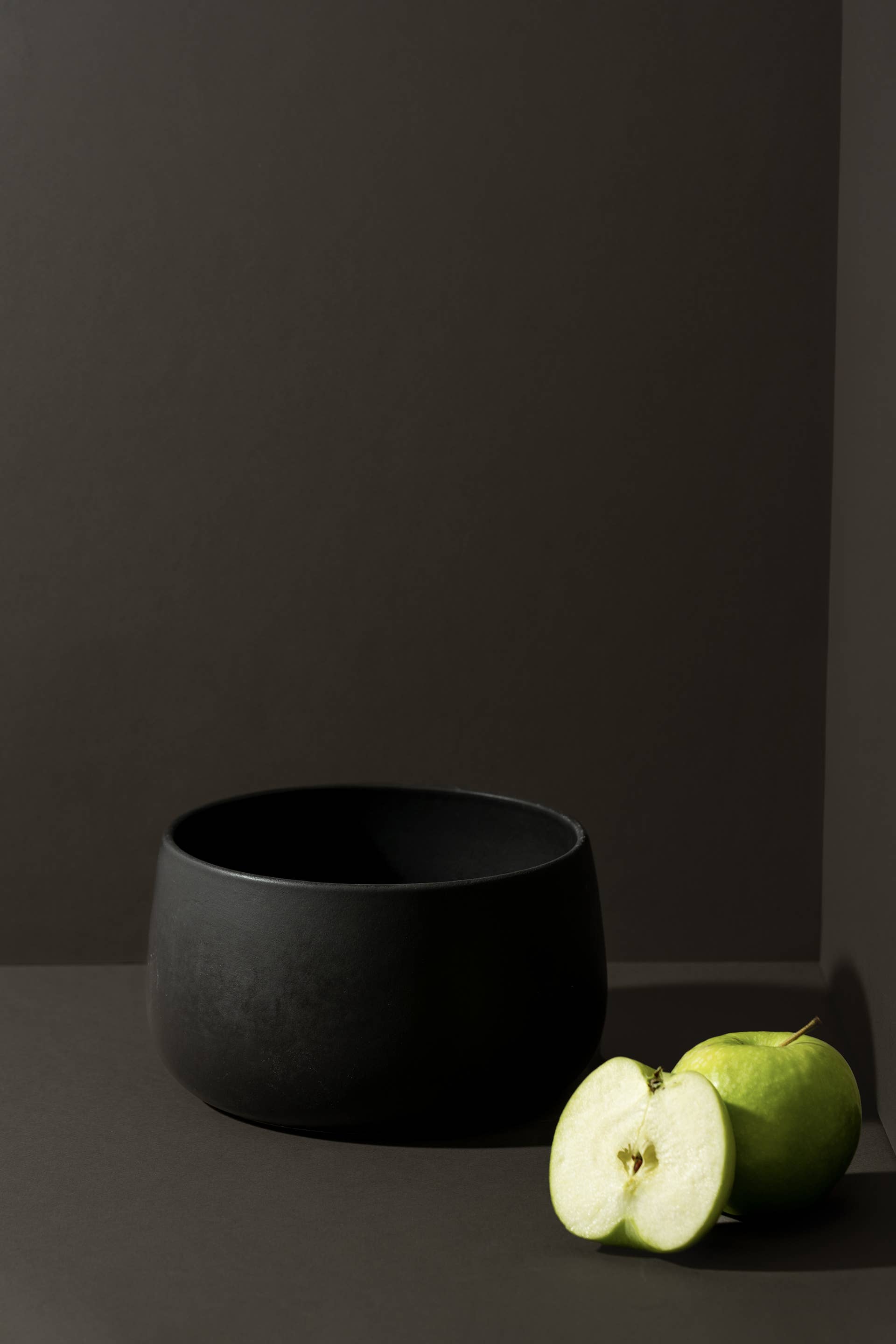 GHARYAN Stoneware & Olive Wood Tableware | Ships from USA - Wholesale Serve Bowl - Handmade Stoneware Serving Bowl | Ewa 68 oz6