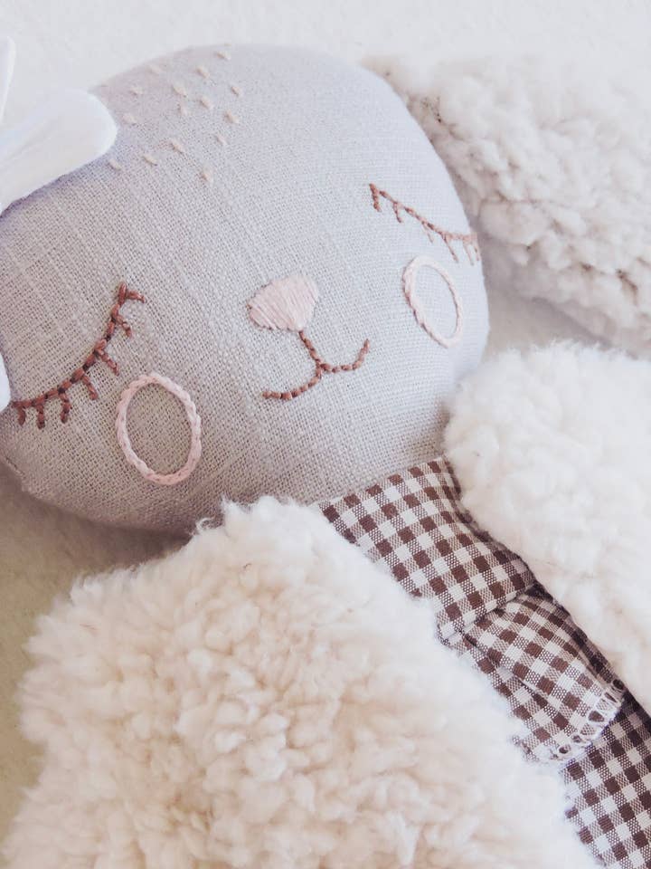 Lara CN02 for wholesale by Bonni mini