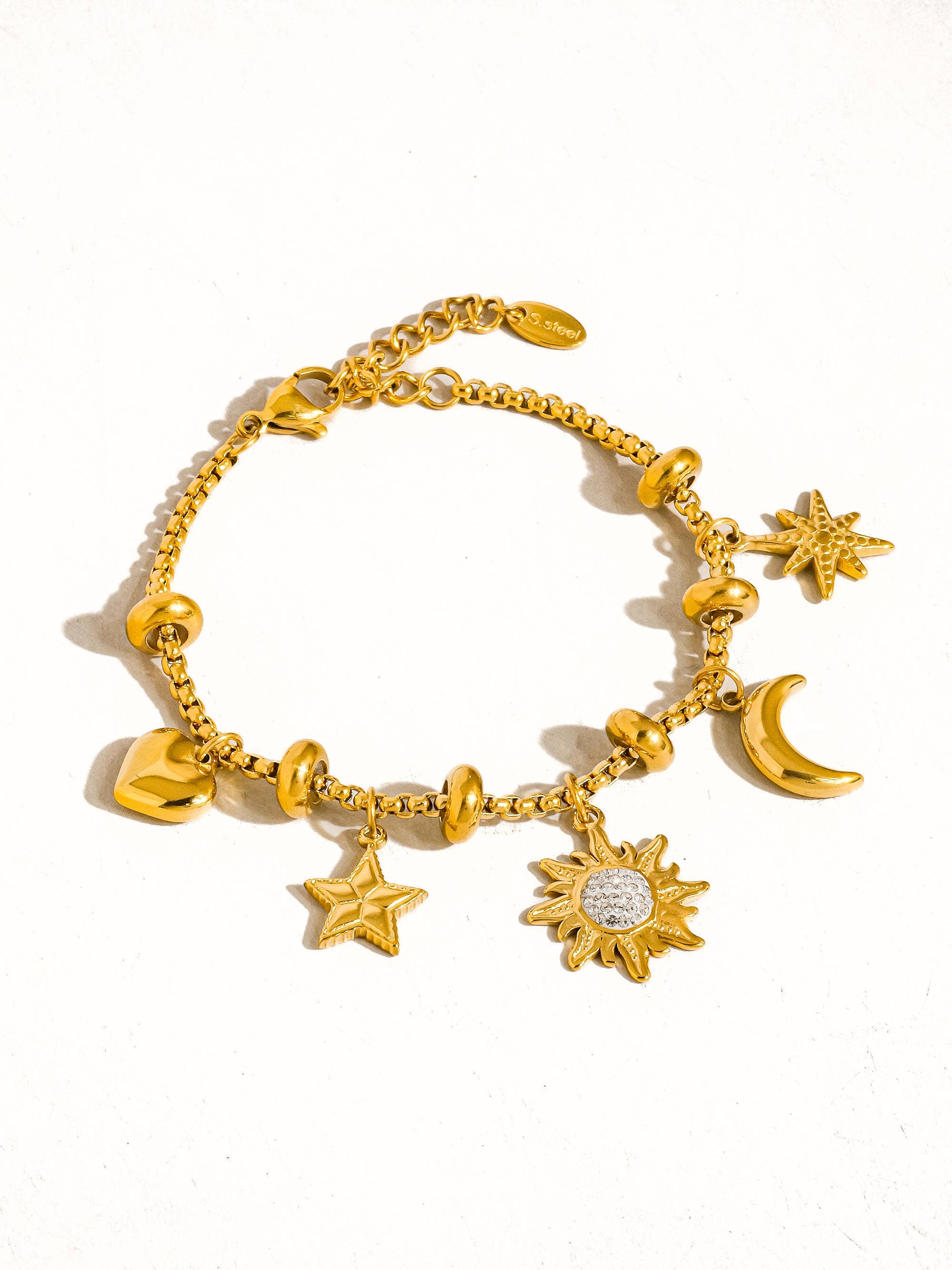 Fenix 18K Gold Non-Tarnish Star And Moon Charm Bracelet for wholesale on Faire