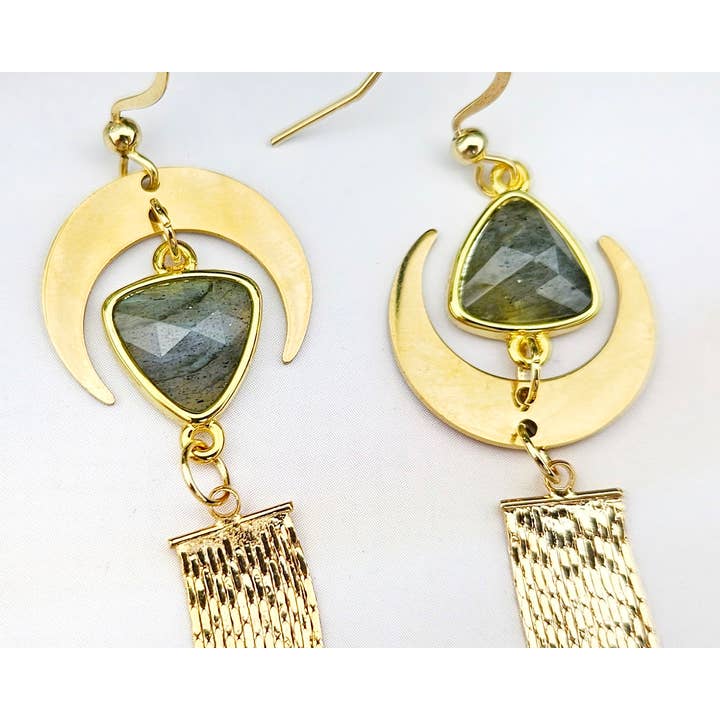 WonderLight Jewelry – wholesale Tofsörhängen – Halvmånens tofsörhängen - Labradorit/Transformation5