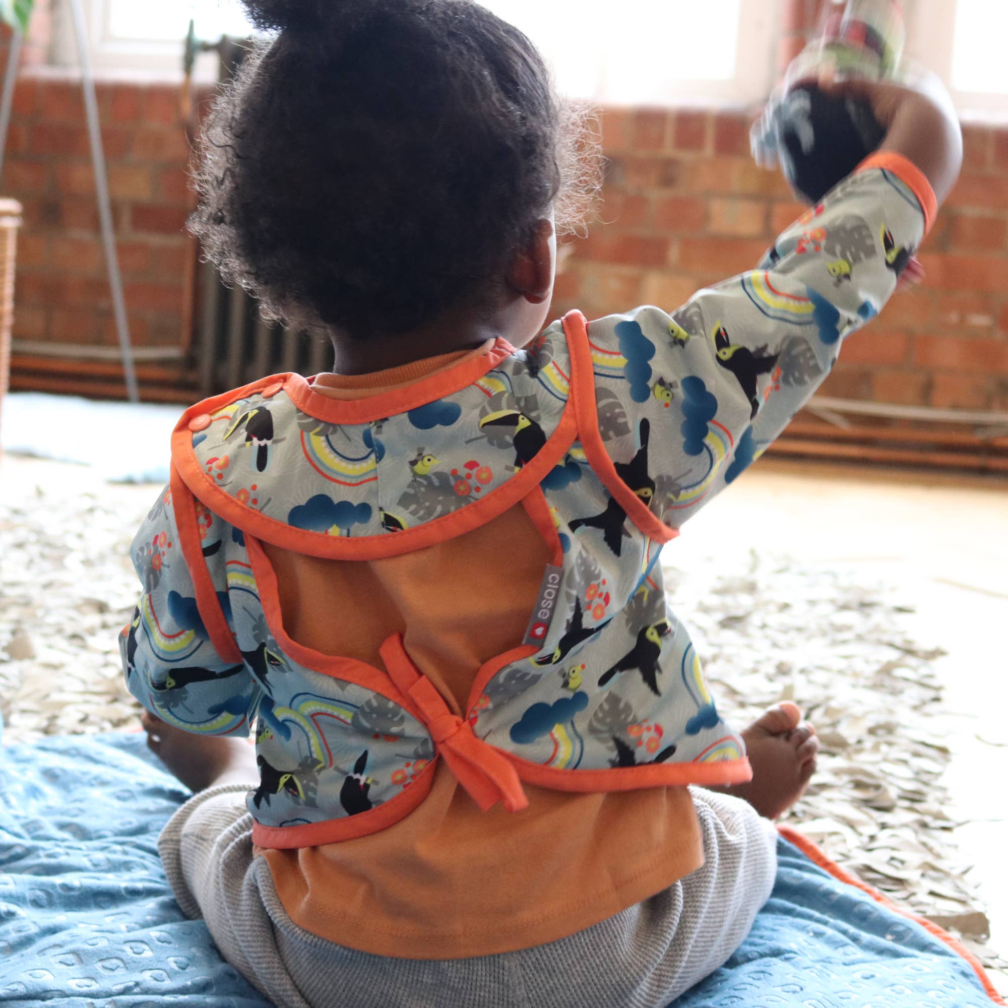 Close – wholesale Bib – Baby – Close Pop-in Long-sleeved Waterproof Coverall Weaning Bib12