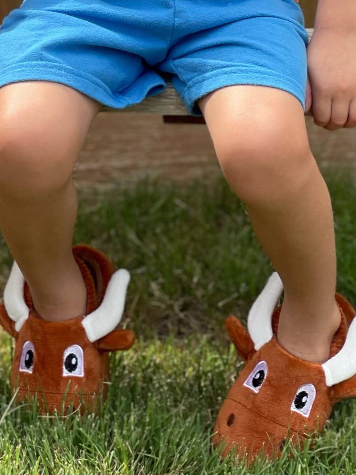 Yikes Twins - Wholesale Slippers - Kids - Longhorn Slippers for children ages 2 to 6 years