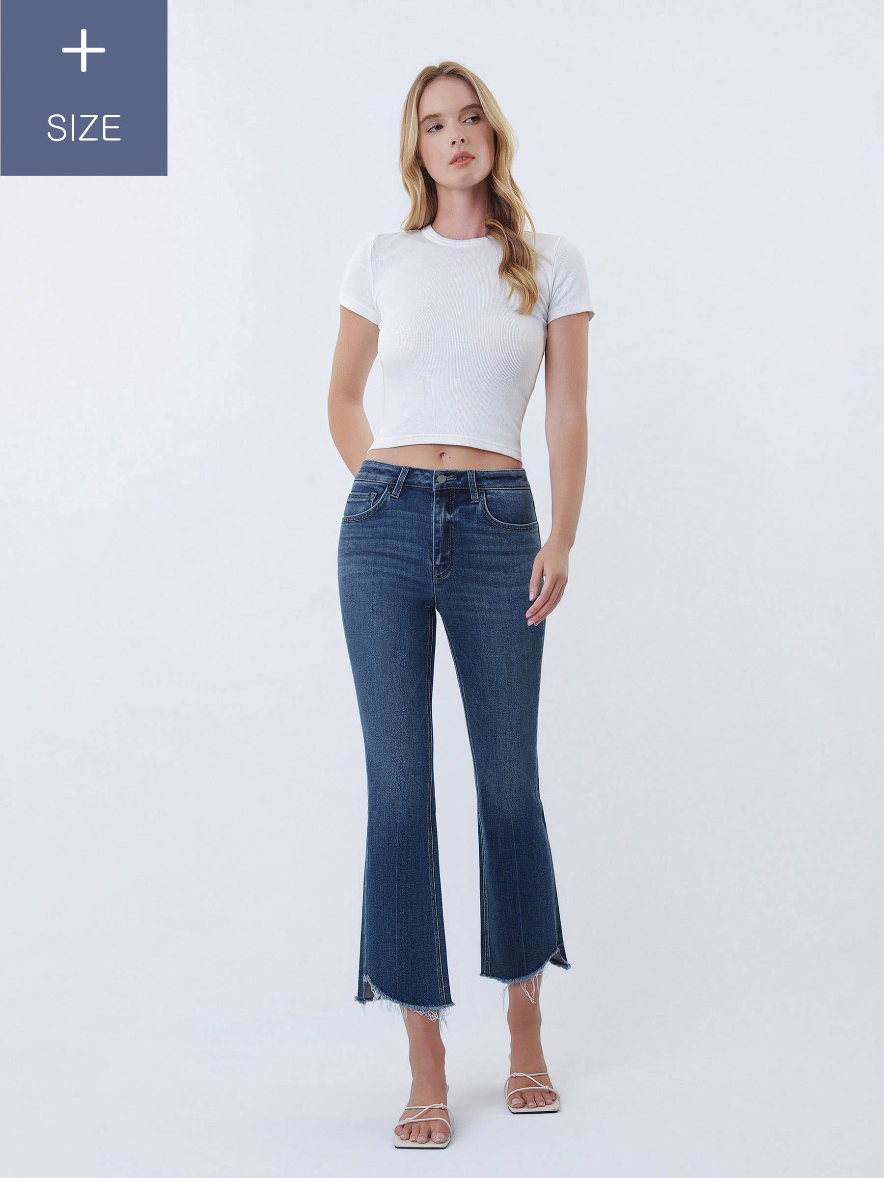 INSPIRADOR JEANS KICK FLARE DE TALLE ALTO CON DOBLADILLO ESCALONADO SIN PROCESAR DE TALLA GRANDE T5958-P de venta al por mayor en Faire5
