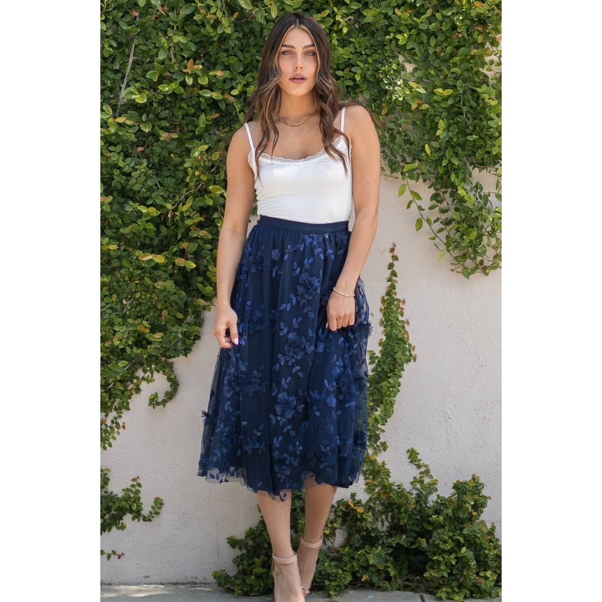 Verte – Saia - Mulher por atacado – SAIA MIDI FLORAL 3D BORDADO_78S2054