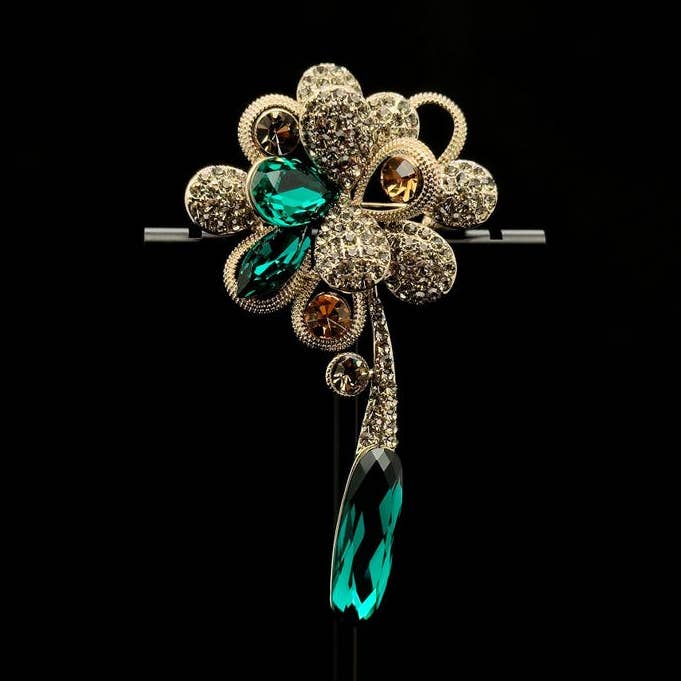 Spilla a Fiore con Nappa – Spilla Elegante per Matrimoni, Feste e Regali di Compleanno per la vendita all'ingrosso da parte di Zenthaven