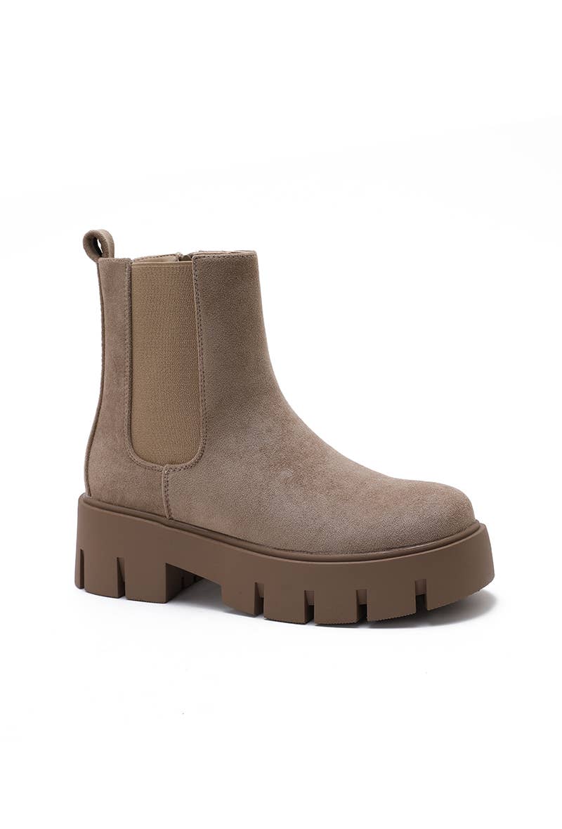 Joia Paris - Wholesale Booties - Women's - Chelsea suede boots with lug sole WZ-1137