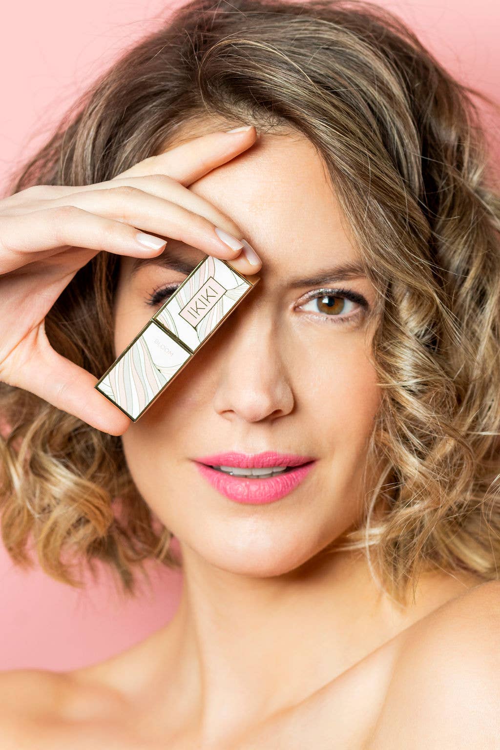 Yes Love Cosmetics - Vendita all'ingrosso Rossetti - Confezione da 12 rossetti IKIKI9