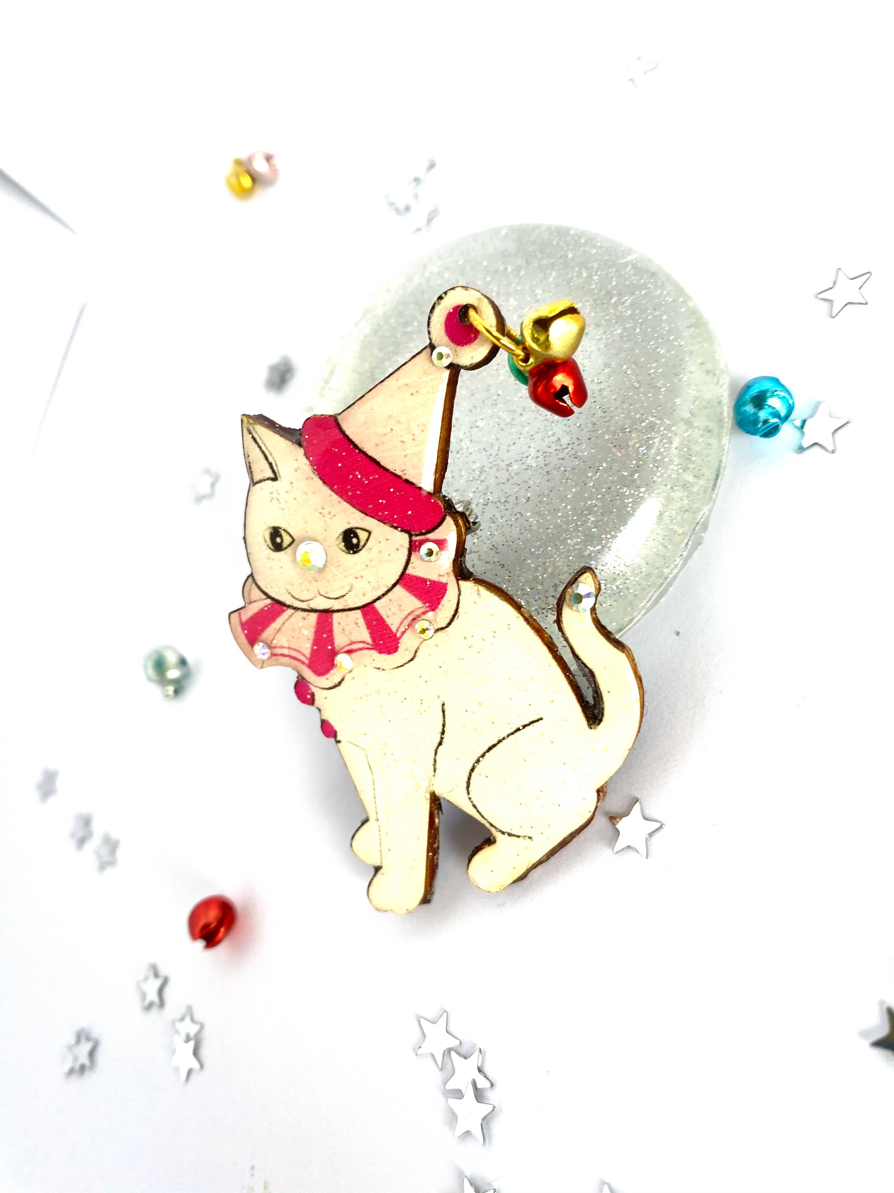 Rosie Rose Parker - Vente Broches - Broche clown en forme de chat scintillant, broche festive, broches de Noël7