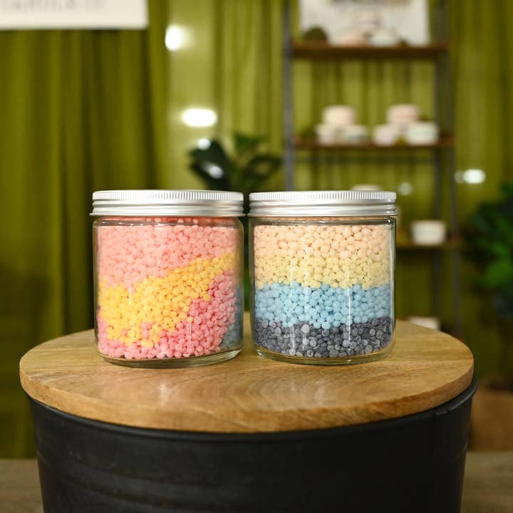 Milkhouse Candle Company - Wholesale Jar/Filled Candle - Candle Bar - 10 oz Glass Wicked Jar with Lid4