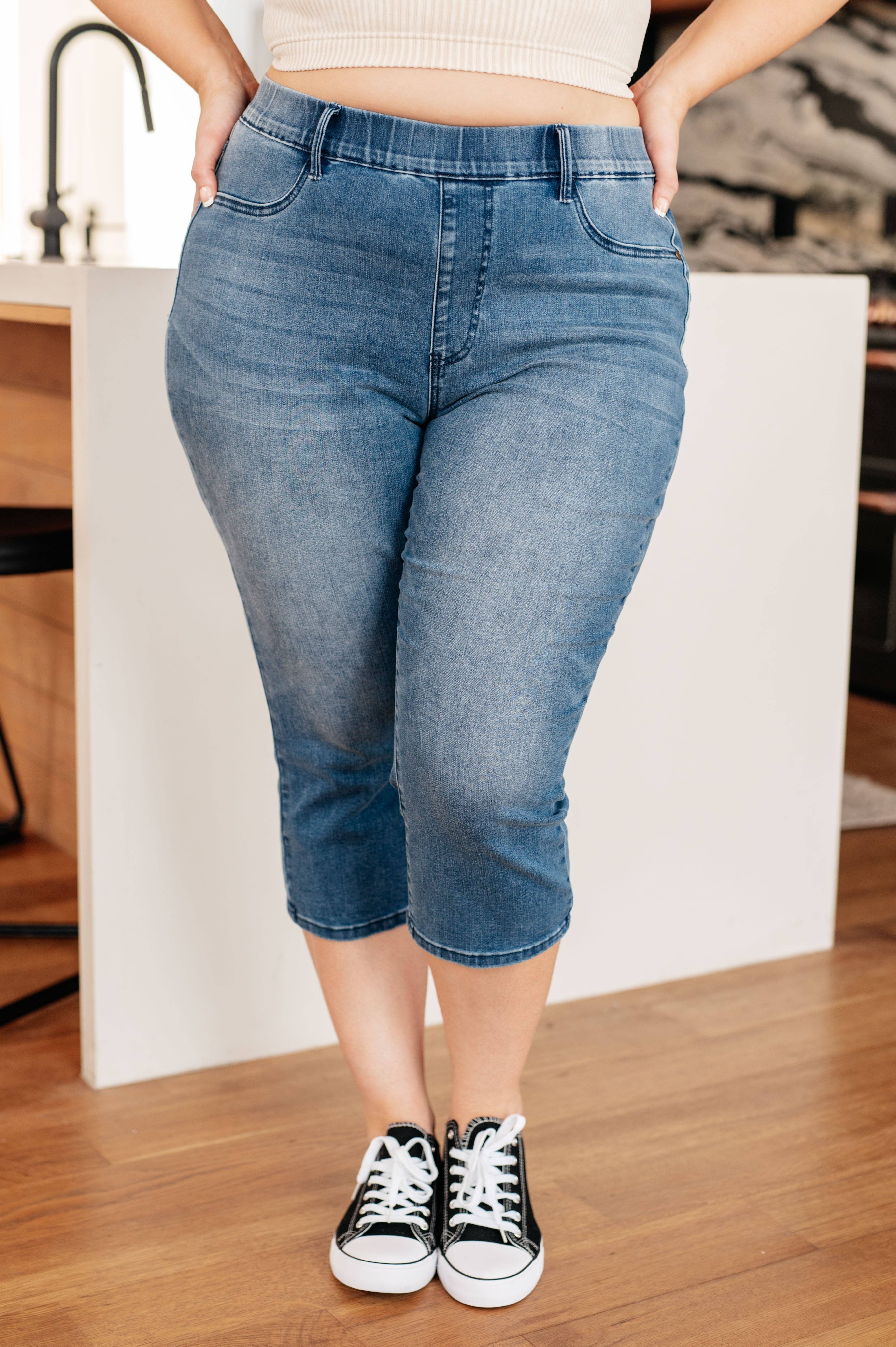 Wholesale jeans bbl For A Pull-On Classic Look 