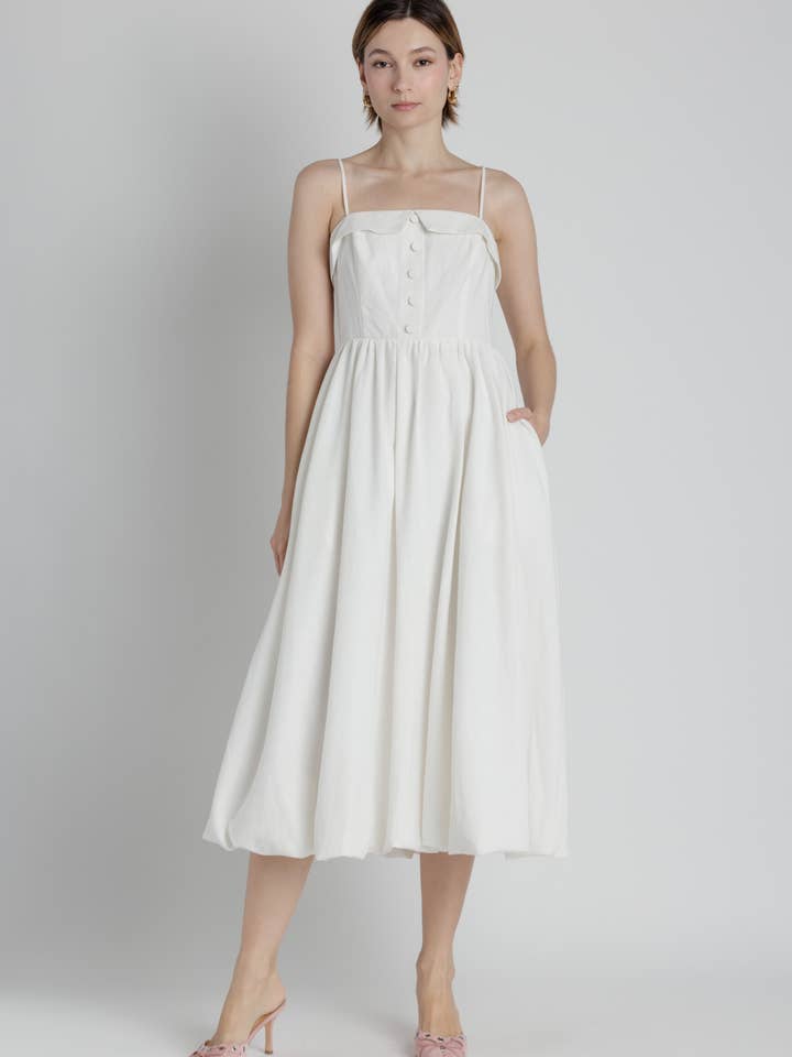 AD2405 - Robe midi à ourlet bouffant et rabat pour la vente par Aureum