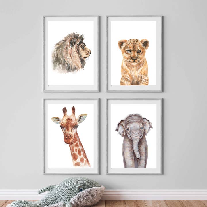 Conjunto de 4 quadros parede Safari com animais bebê - WANDKIND por atacado de WANDKIND