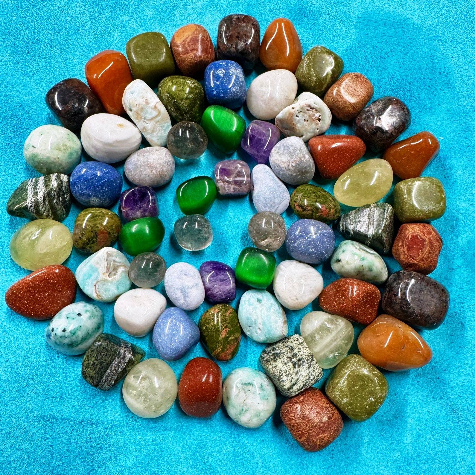 Elf Kendal Hippies – wholesale Spiritual stone/crystal – 100g assorted tumblestones 100g variety pack gemstone by Elf2