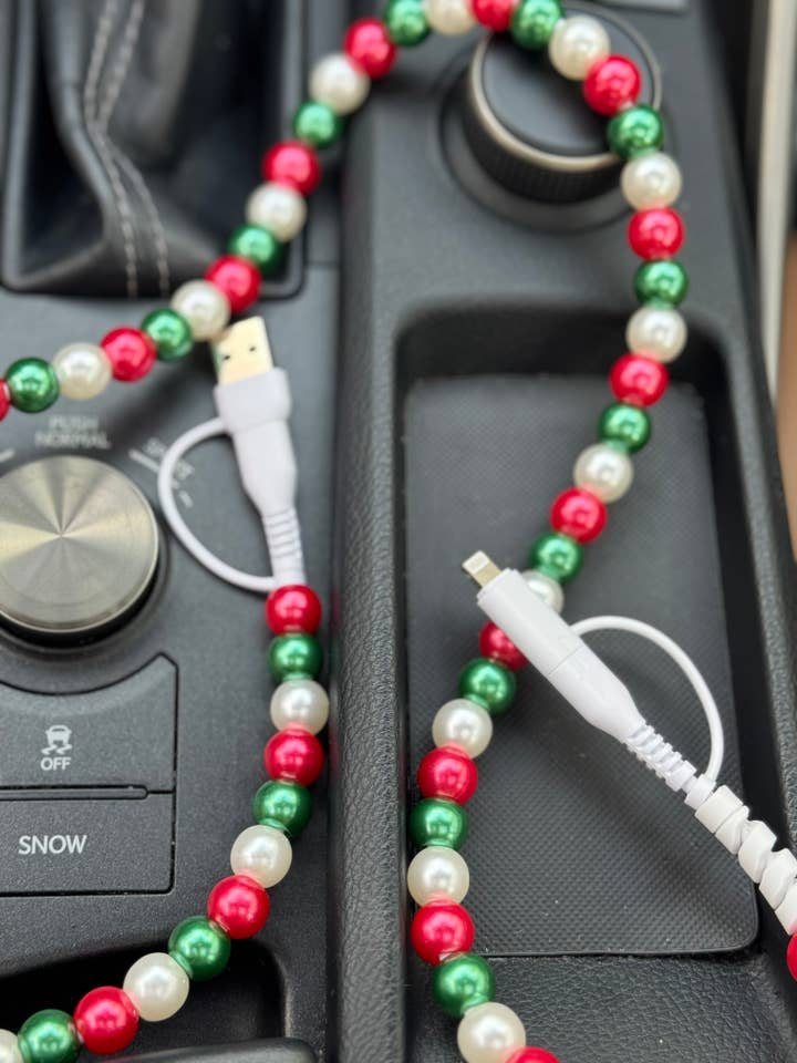 Christmas 4 in 1 Charger for wholesale by Kaydee Lynn LLC