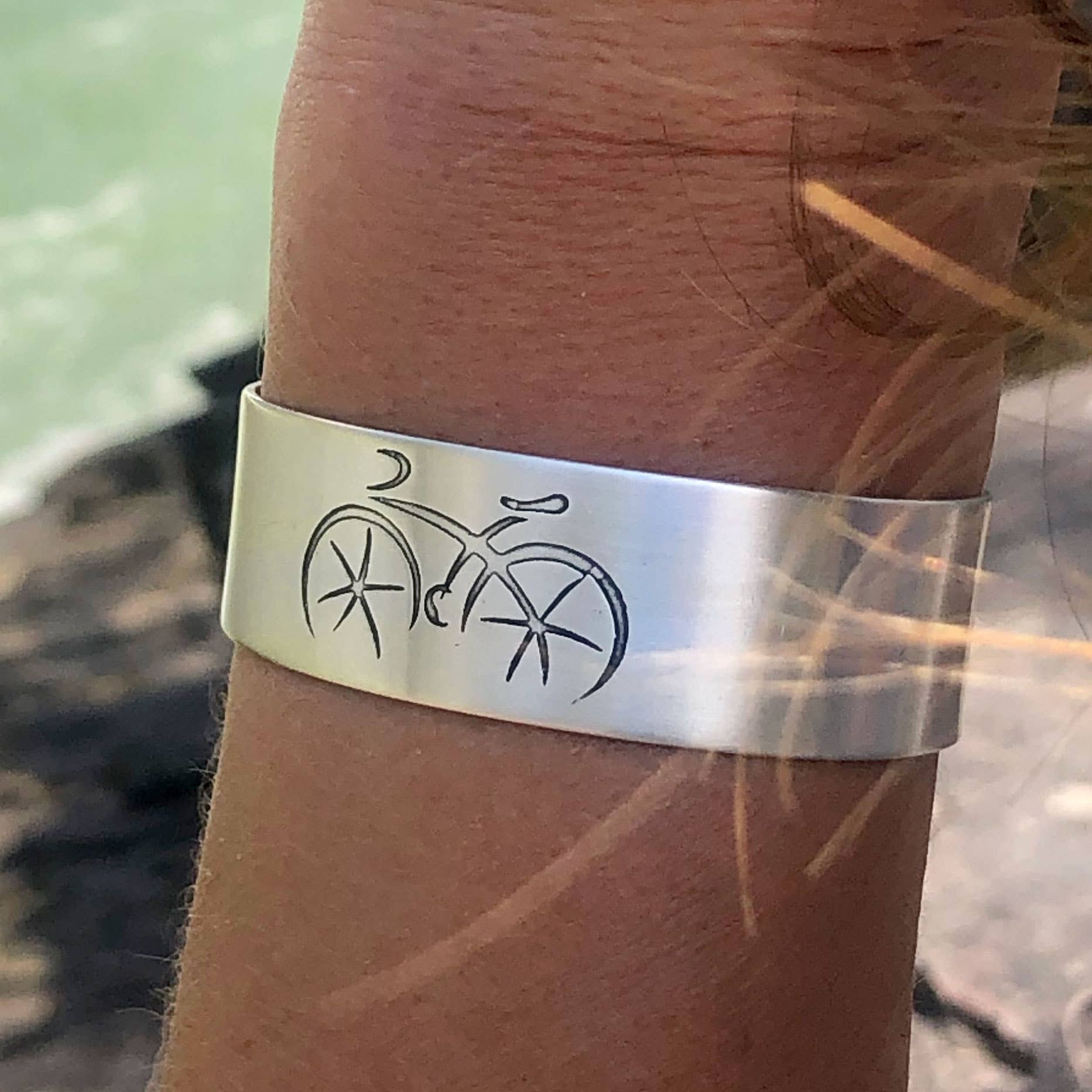 Daphne Lorna – Engroshandel Manchetarmbånd – Ride Cuff Armbånd - Cyklus armbånd3