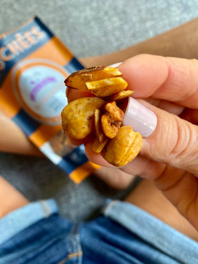 Gourmecca Kitchen LLC (dba Becca's Petites) - Wholesale Trail Mix - Savoureux Mix9